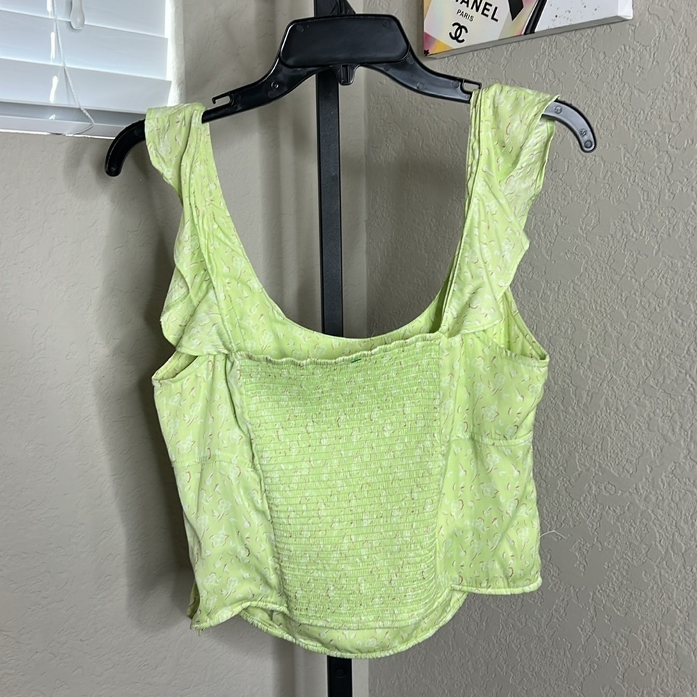 Free People EUC Green Sleeveless Top, Size Approx (Medium) Tag Missing - Picture 5 of 6